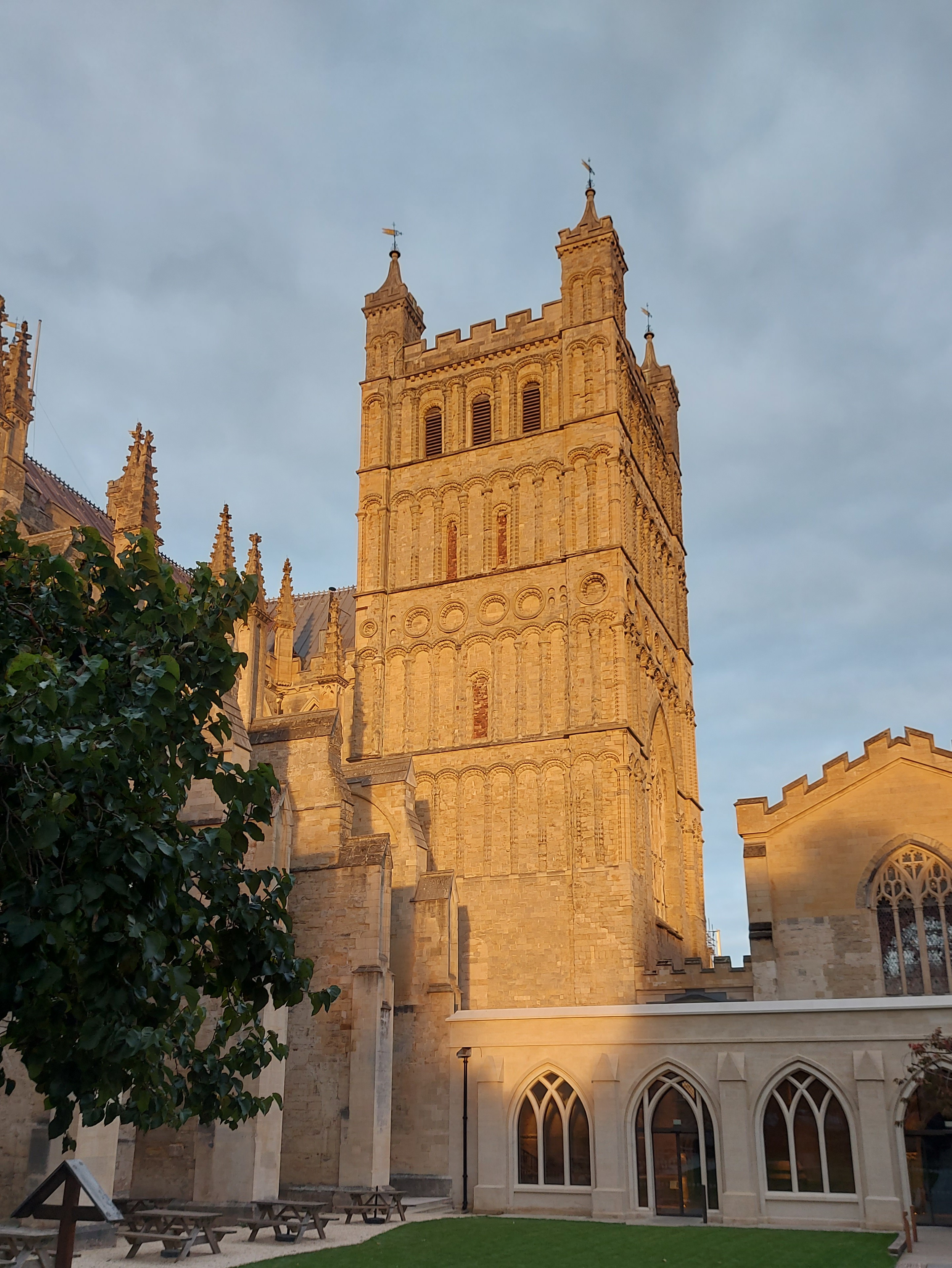 ExeterCathedralSouthTowerCrop